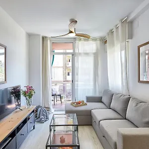 bbarcelona-apartments-modern-eixample-flats.catalonia-hotels.com/